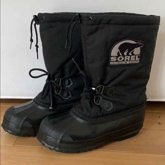 Sorel Shoes - Vintage Sorel Kaufman Made in Canada snow boots 9